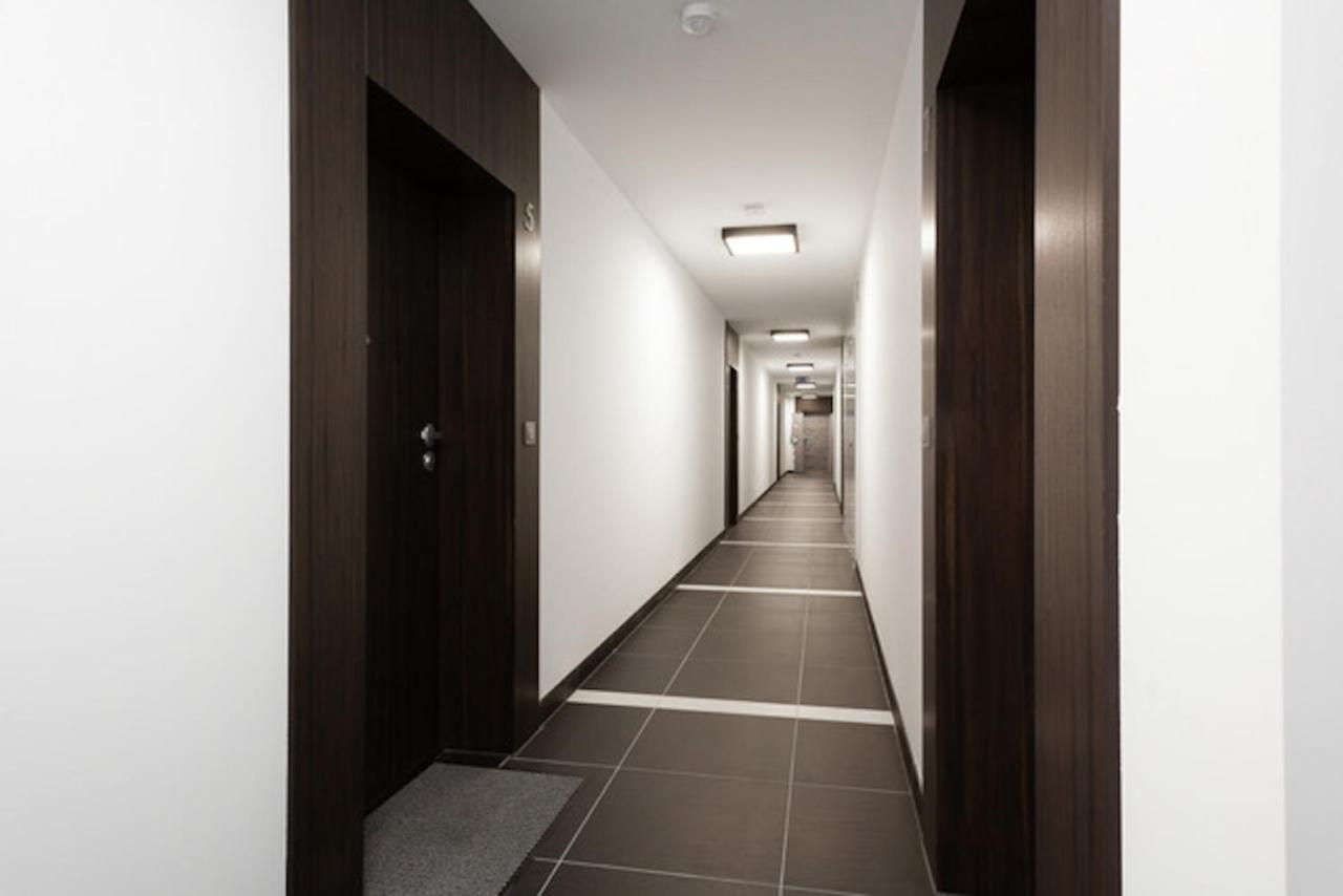 Golden Apartments Warsaw - Big Apartment In Luxury Building Near Metro Station-Grzybowska 85-5 Экстерьер фото