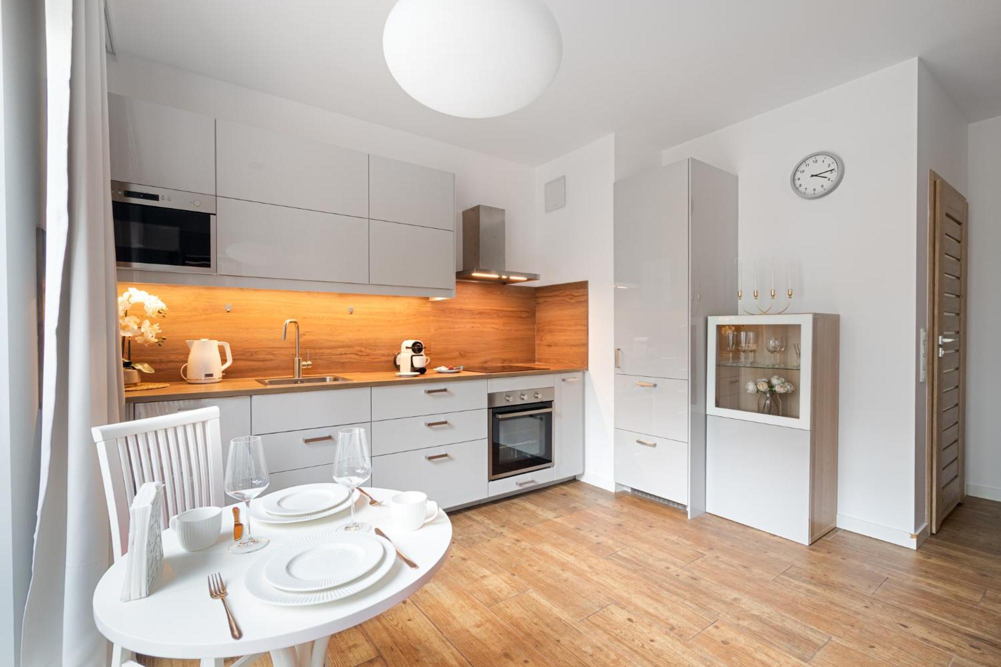 Golden Apartments Warsaw - Big Apartment In Luxury Building Near Metro Station-Grzybowska 85-5 Экстерьер фото