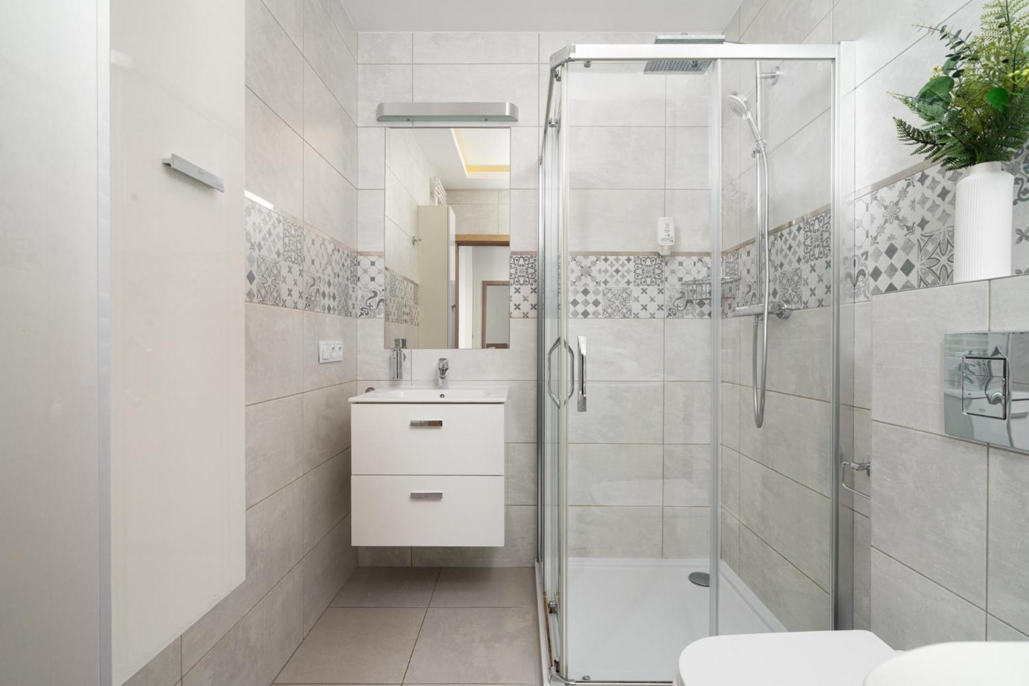 Golden Apartments Warsaw - Big Apartment In Luxury Building Near Metro Station-Grzybowska 85-5 Экстерьер фото